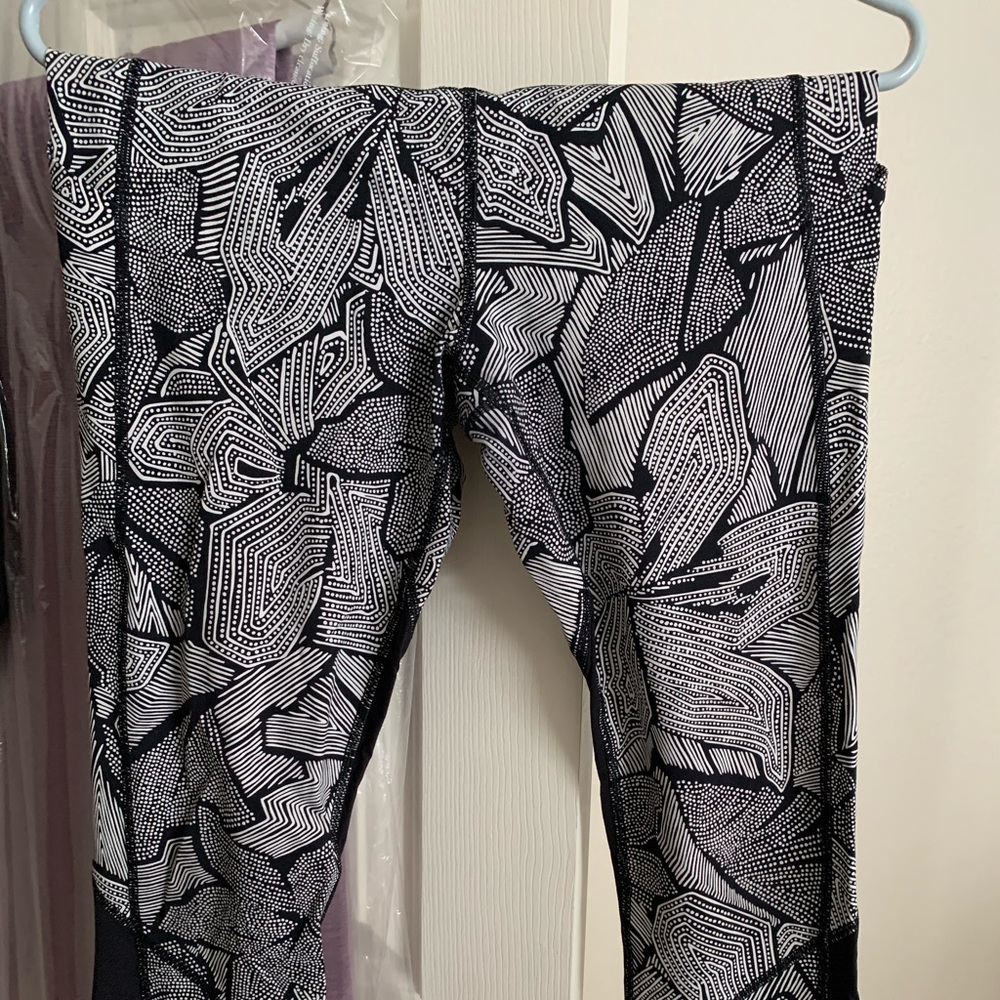 Lululemon Size 8 Pace Rival Leggings